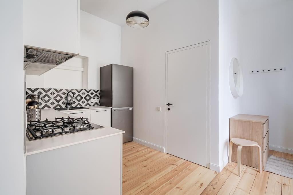 Spacious 2-Bedroom Flat In Old Town By Urban Rent فيلنيوس المظهر الخارجي الصورة
